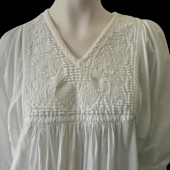 Chance Encounters White Cotton MuuMuu Duster Dress With Embroidery V-Neck - Picture 3 of 4
